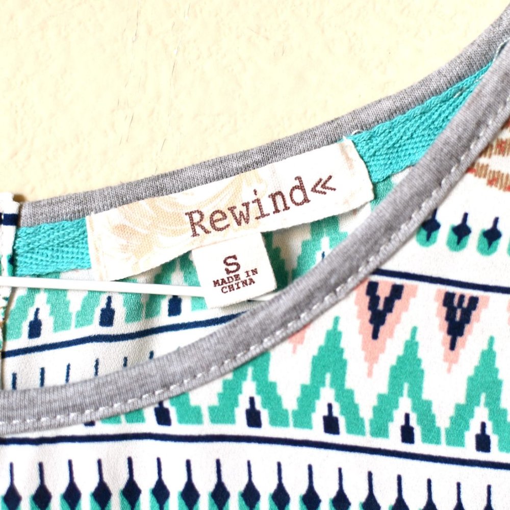 Rewind Patterned Muscle Tee - Picture 3 of 6